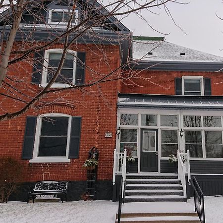 Colborne Bed And Breakfast Goderich Bagian luar foto
