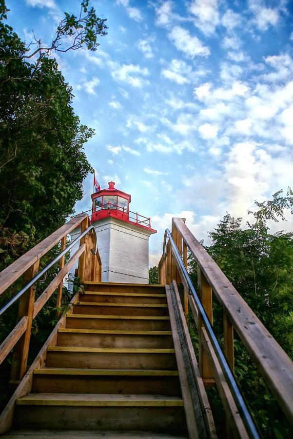 Colborne Bed And Breakfast Goderich Bagian luar foto